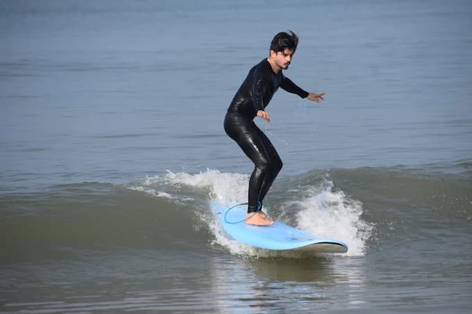 7 DAY SURF PACKAGE