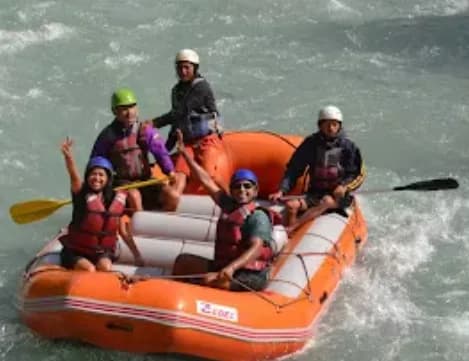 Intermediate White Water Rafting Course