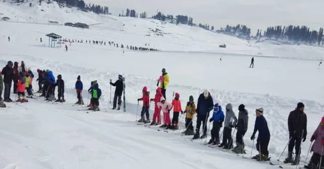 Beginner Snow Skiing Course
