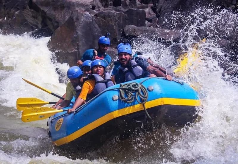 Advanced White Water Rafting Course