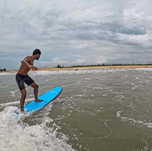 7 DAY SURF PACKAGE photo 1