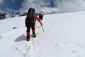 Snow Trekking